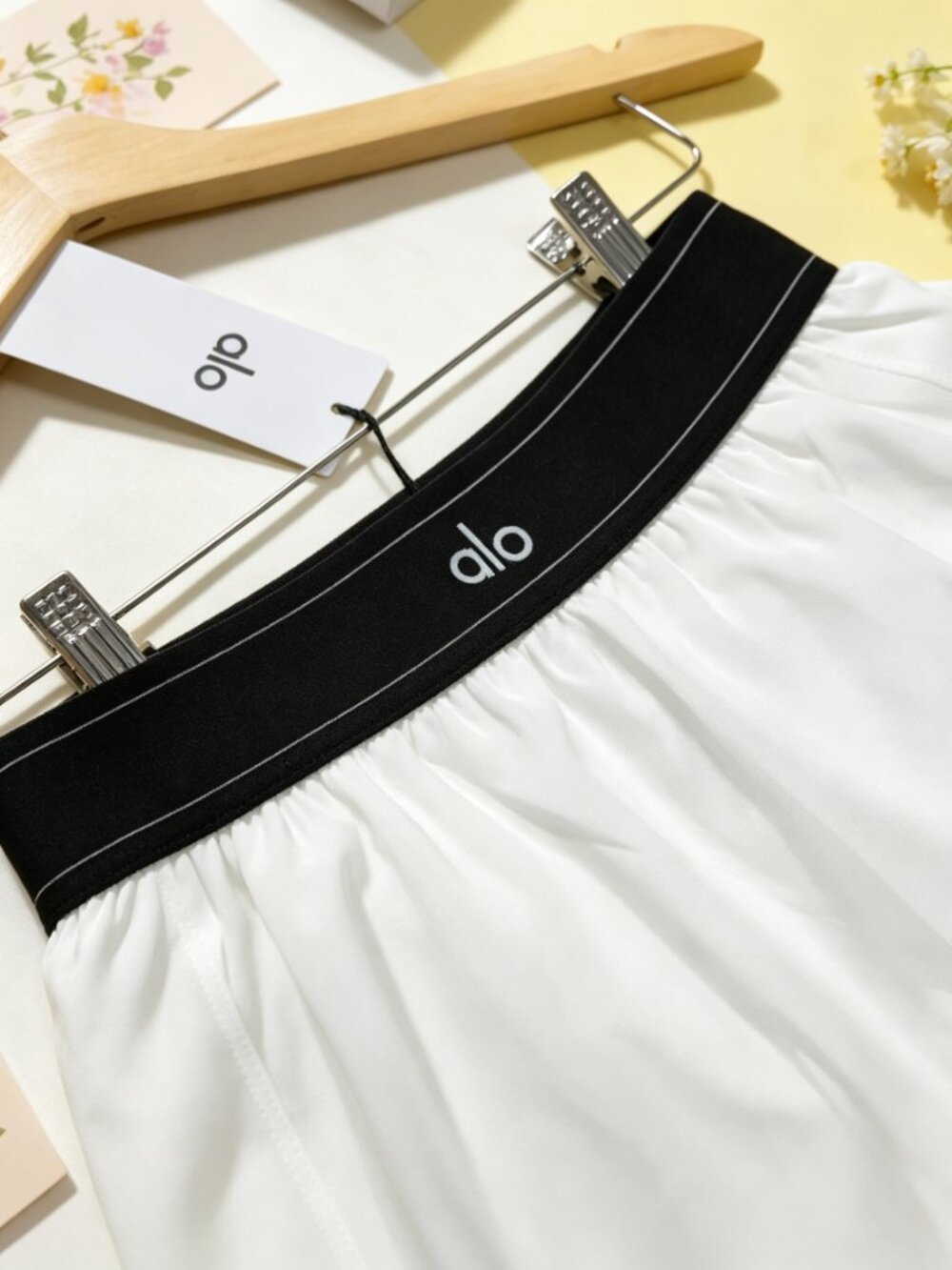 ALO Yoga Women's White Tennis Skirt✨New Sporty Chic Match Point - Picture 5 of 9